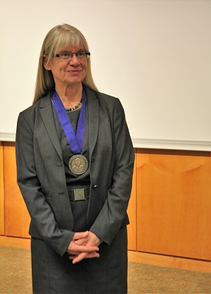 Dr. Ludewig with her John Doull Award Medal